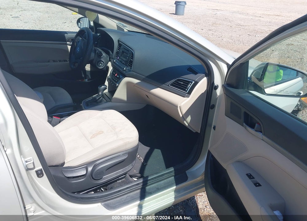 2017 HYUNDAI ELANTRA SE VIN: KMHD74LF1HU079019