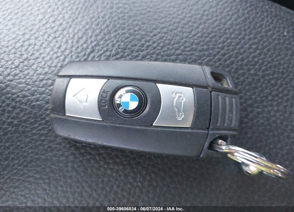 2006 BMW 330XI VIN: WBAVD33576KV68419