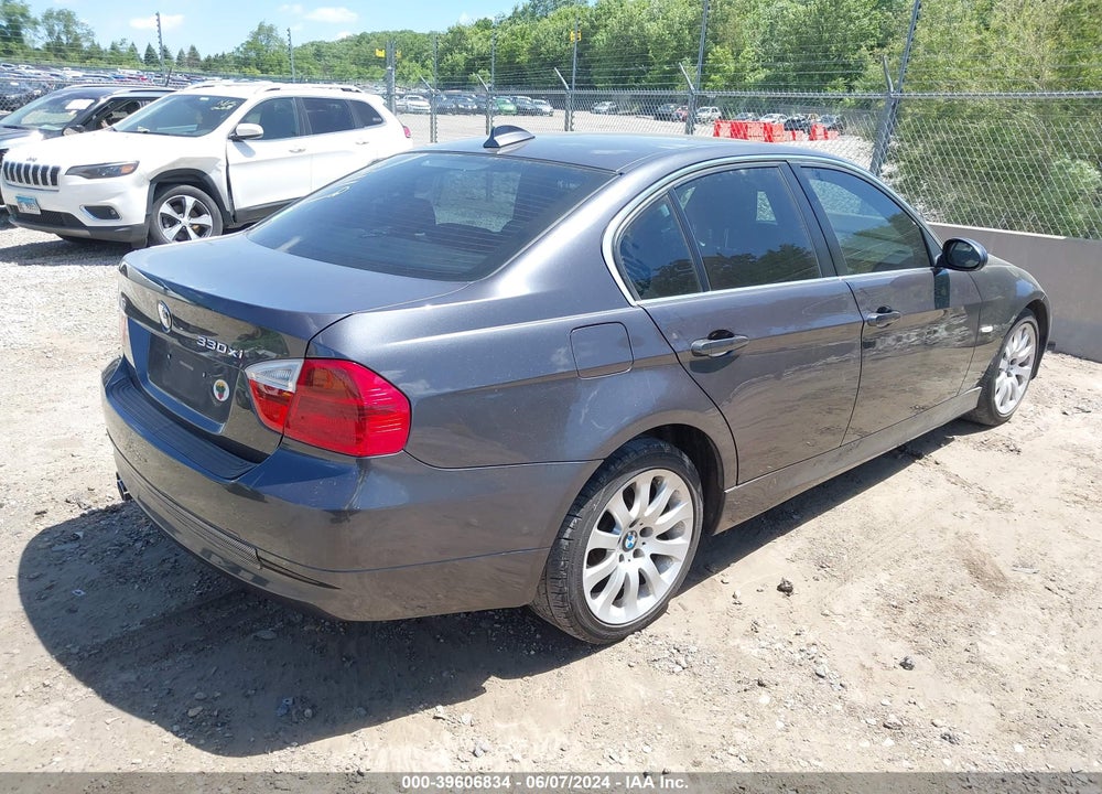 2006 BMW 330XI VIN: WBAVD33576KV68419