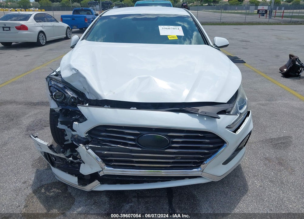 2019 HYUNDAI SONATA SE VIN: 5NPE24AF2KH737894