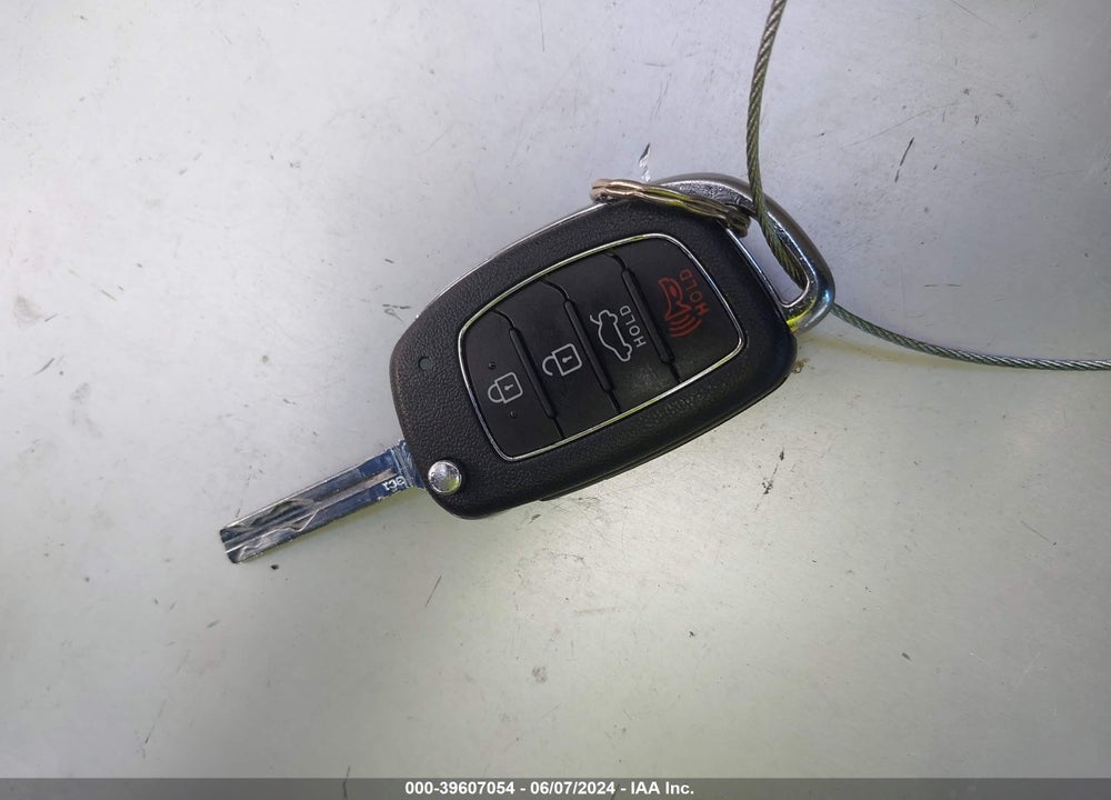 2019 HYUNDAI SONATA SE VIN: 5NPE24AF2KH737894