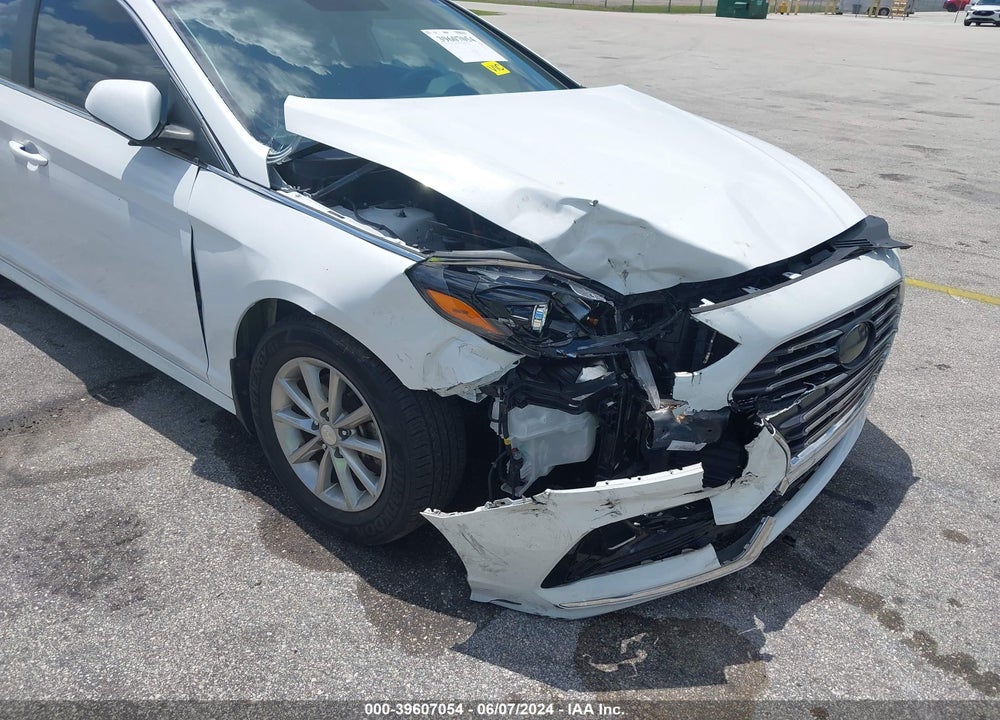 2019 HYUNDAI SONATA SE VIN: 5NPE24AF2KH737894