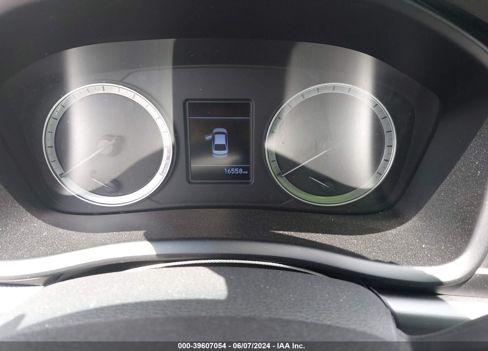 2019 HYUNDAI SONATA SE VIN: 5NPE24AF2KH737894