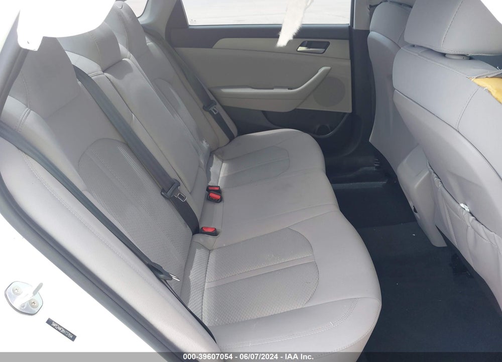 2019 HYUNDAI SONATA SE VIN: 5NPE24AF2KH737894