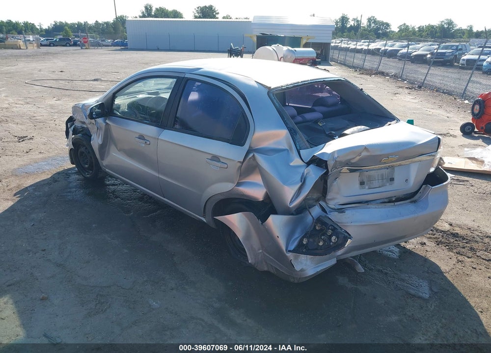 2008 CHEVROLET AVEO LS VIN: KL1TD56678B180675