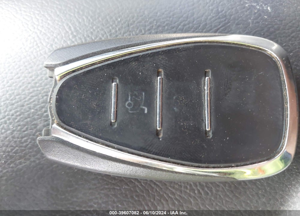 2018 CHEVROLET MALIBU LT VIN: 1G1ZD5ST5JF294504