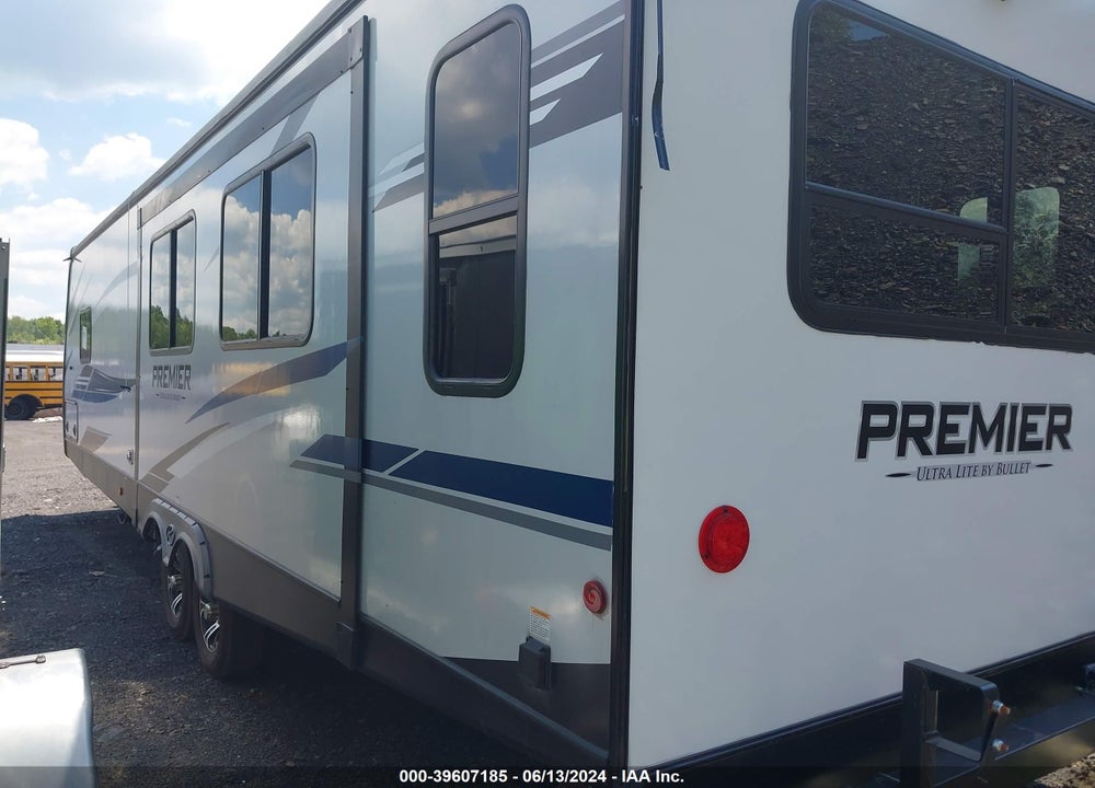 2021 RECREATIONAL 30 RIPR VIN: 4YDT30R21MD432360