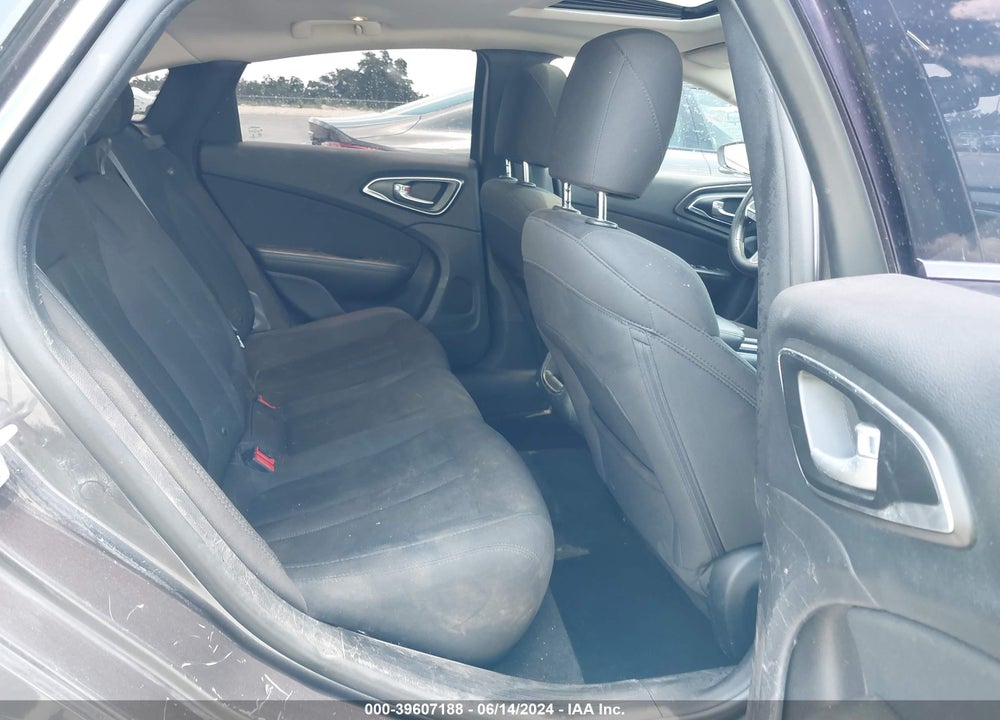 2016 CHRYSLER 200 LIMITED VIN: 1C3CCCAB6GN158057