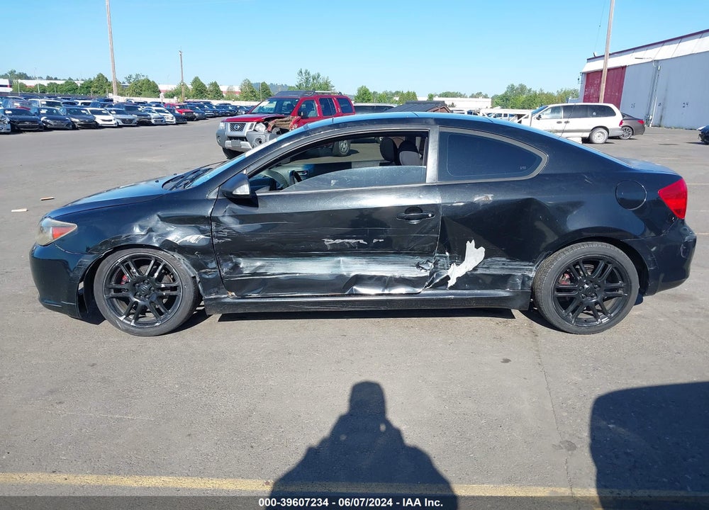 2006 SCION TC VIN: JTKDE167560138843
