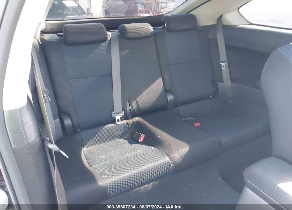 2006 SCION TC VIN: JTKDE167560138843