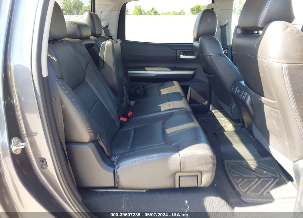 2016 TOYOTA TUNDRA SR5 5.7L V8 VIN: 5TFEW5F1XGX203447