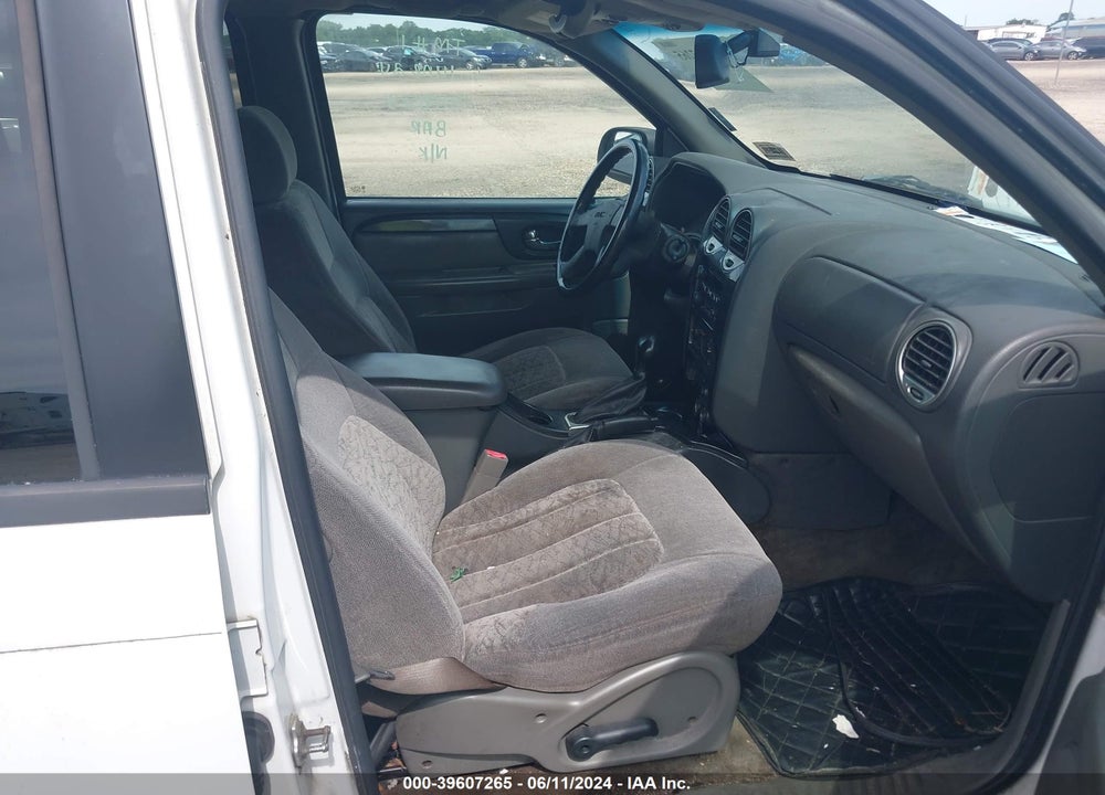 2004 GMC ENVOY XL SLE VIN: 1GKET16S546155873