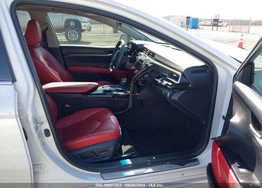 2018 TOYOTA CAMRY XSE V6 VIN: 4T1BZ1HK5JU013603