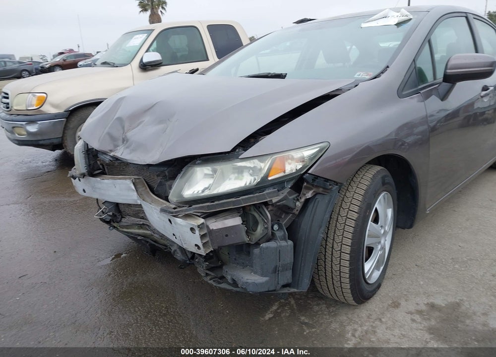 2014 HONDA CIVIC LX VIN: 19XFB2E50EE019277