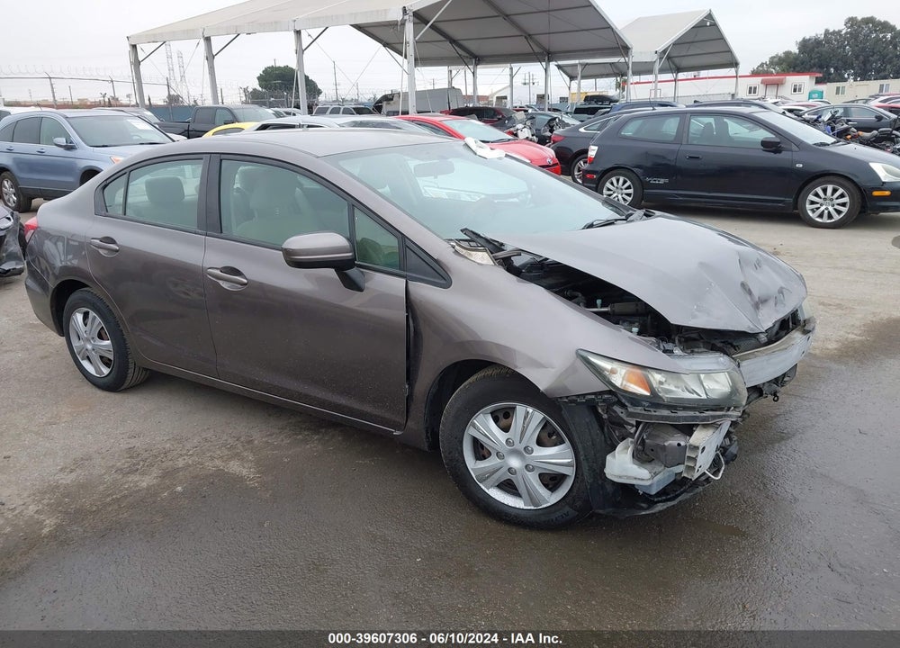 2014 HONDA CIVIC LX VIN: 19XFB2E50EE019277