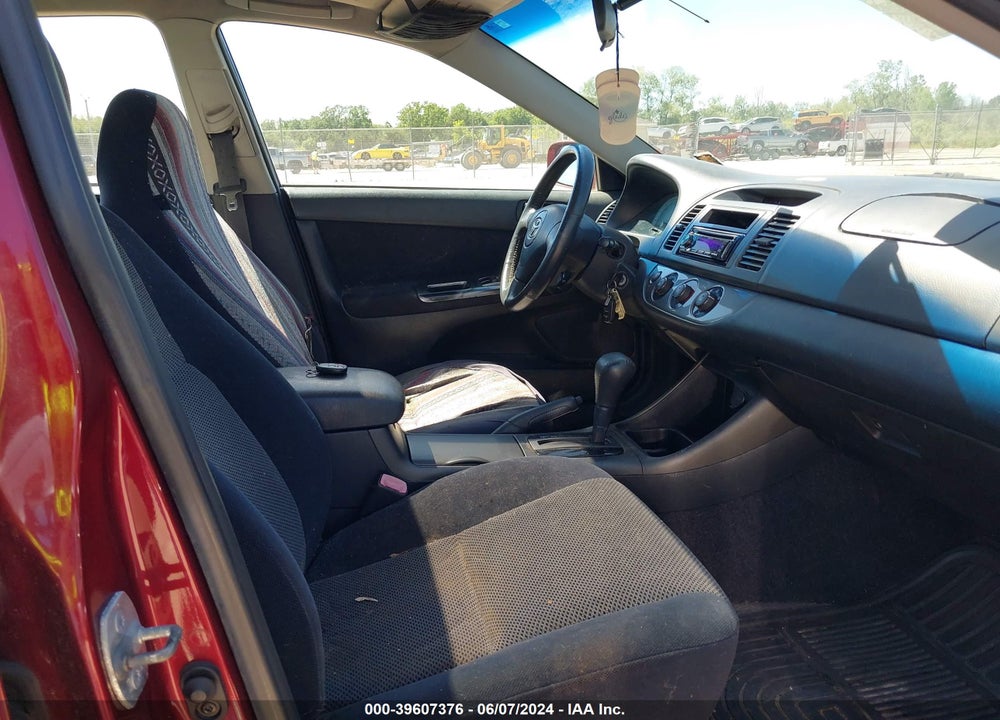 2004 TOYOTA CAMRY SE VIN: 4T1BE32K54U275593