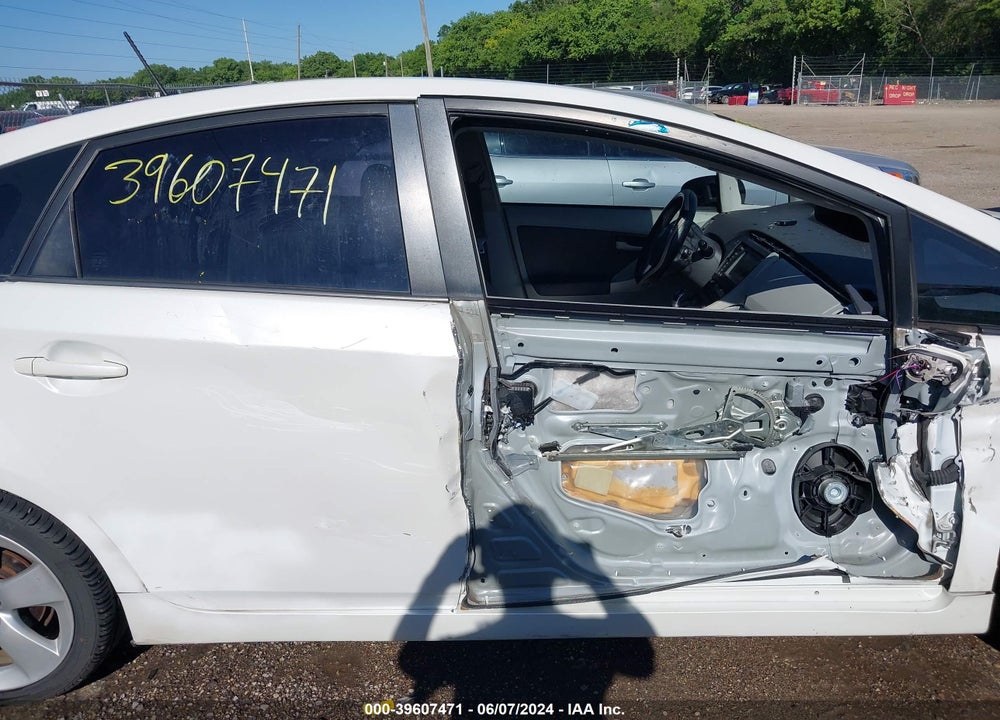 2010 TOYOTA PRIUS V VIN: JTDKN3DUXA0066890