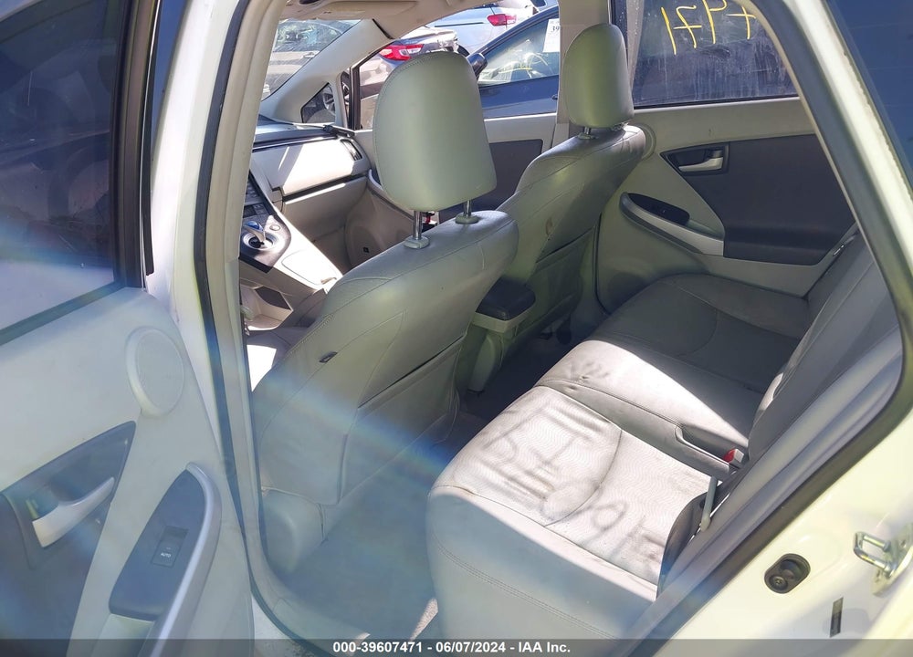 2010 TOYOTA PRIUS V VIN: JTDKN3DUXA0066890