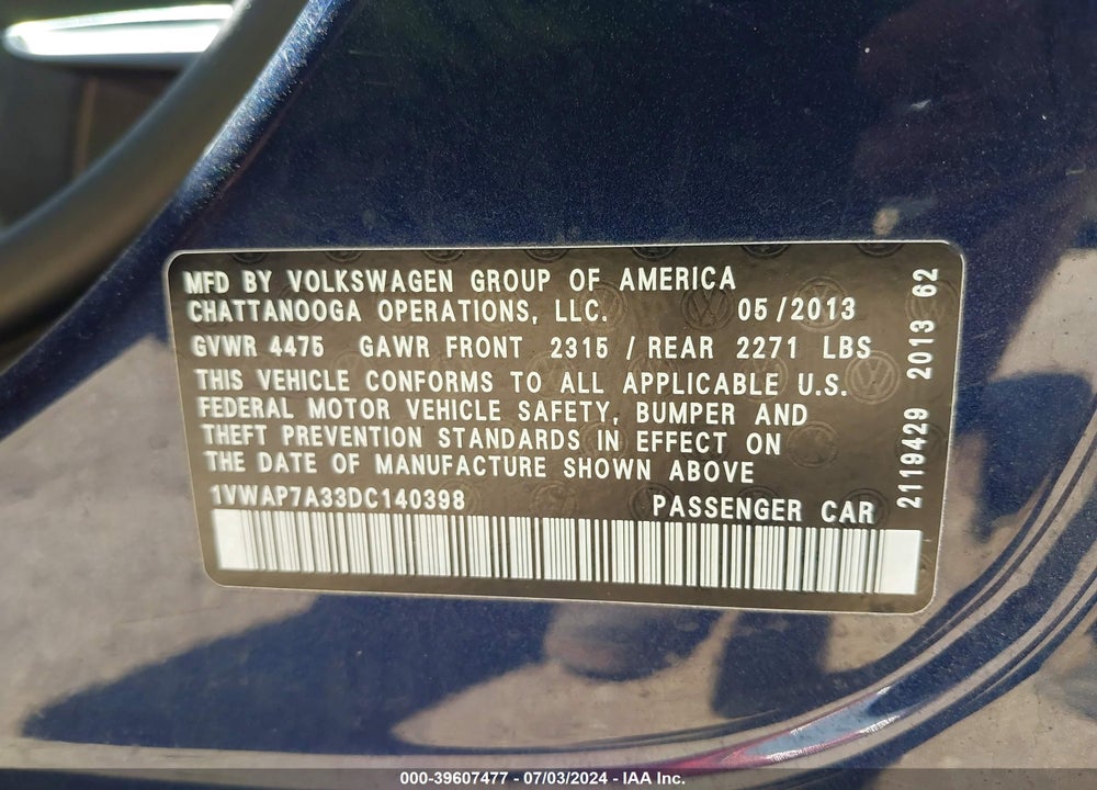 2013 VOLKSWAGEN PASSAT VIN: 1VWAP7A33DC140398