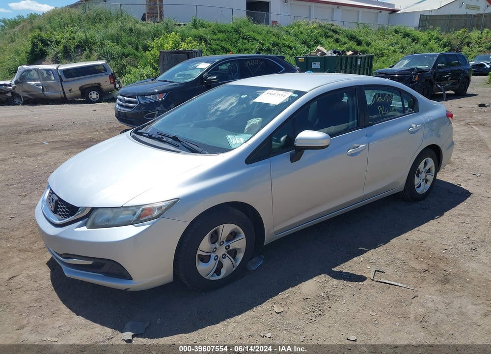 2015 HONDA CIVIC LX VIN: 2HGFB2E51FH510044