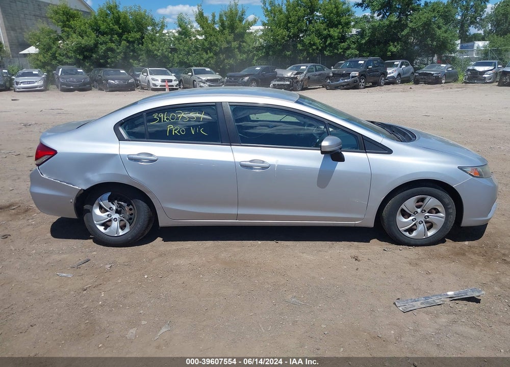 2015 HONDA CIVIC LX VIN: 2HGFB2E51FH510044