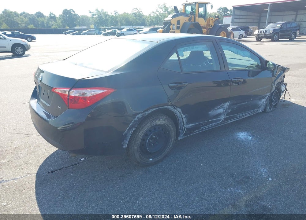 2018 TOYOTA COROLLA LE VIN: 5YFBURHE4JP753541