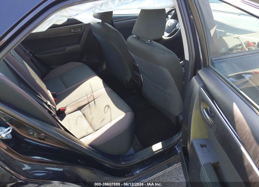 2018 TOYOTA COROLLA LE VIN: 5YFBURHE4JP753541