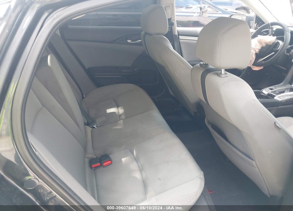 2018 HONDA CIVIC EX VIN: 2HGFC2F73JH555282