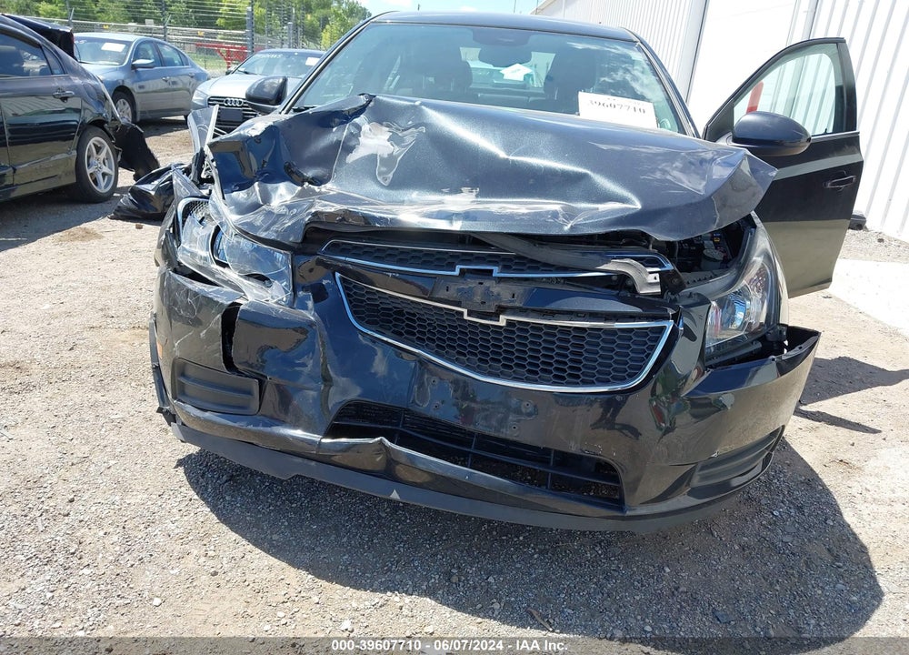 2014 CHEVROLET CRUZE 1LT AUTO VIN: 1G1PC5SB0E7162106