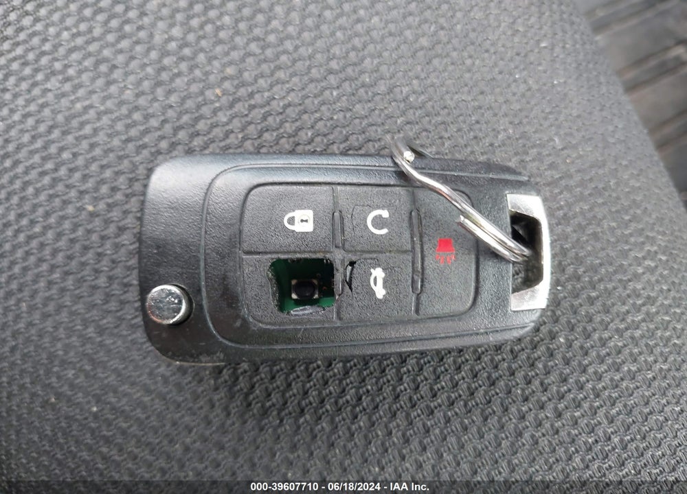 2014 CHEVROLET CRUZE 1LT AUTO VIN: 1G1PC5SB0E7162106