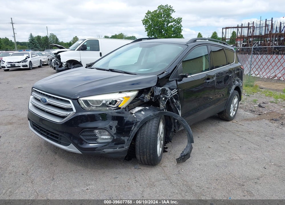 2017 FORD ESCAPE SE VIN: 1FMCU0GD8HUD83244