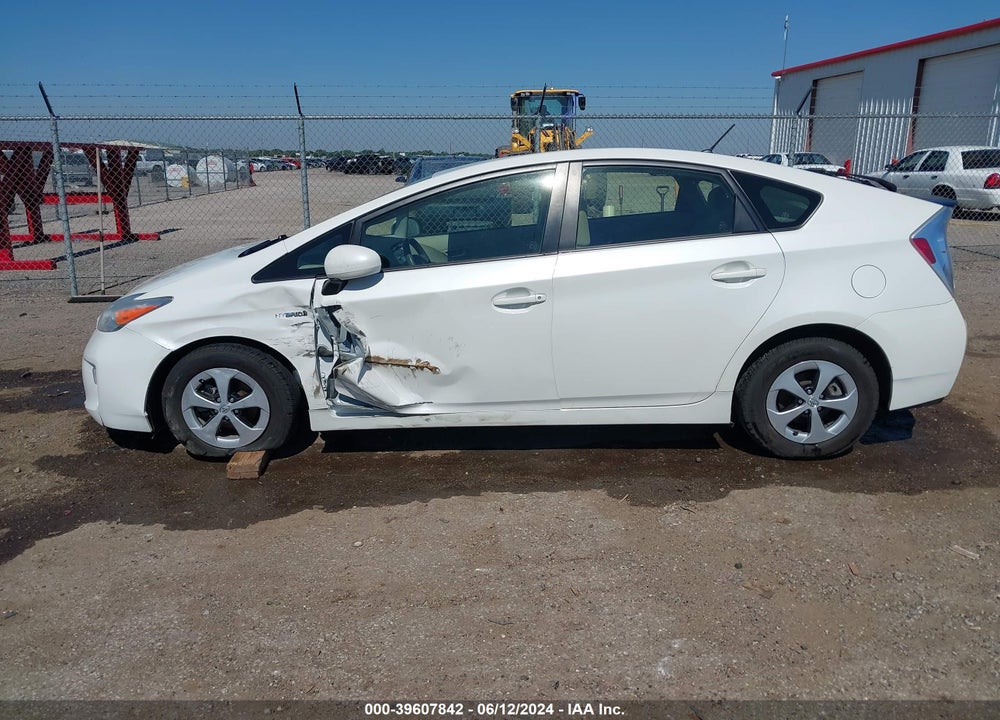 2013 TOYOTA PRIUS VIN: JTDKN3DU0D5583011