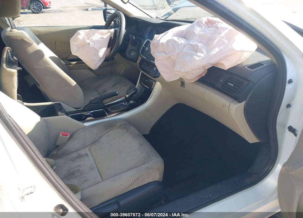 2016 HONDA ACCORD LX VIN: 1HGCR2F31GA190915