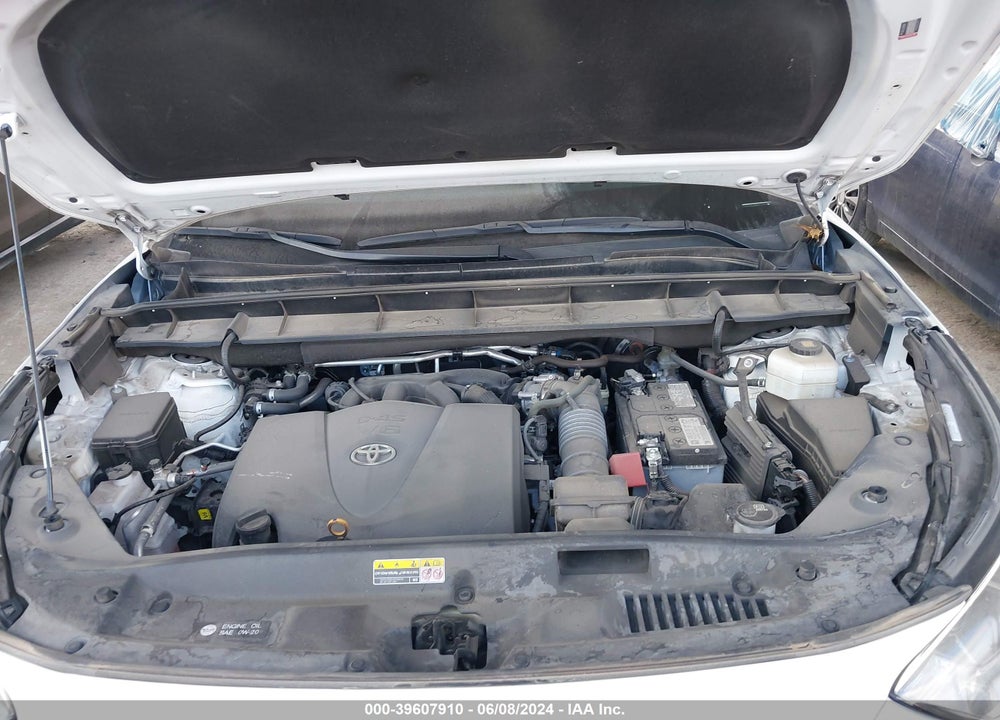 2021 TOYOTA HIGHLANDER XLE VIN: 5TDGZRAH8MS044148