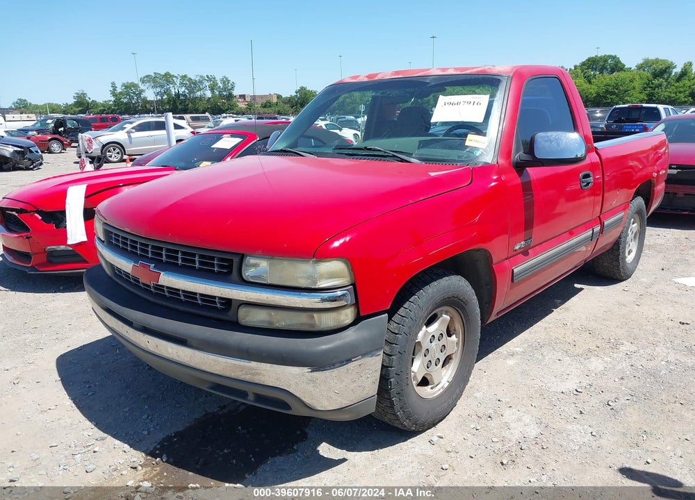 2000 CHEVROLET SILVERADO 1500 LS VIN: 1GCEC14T5YZ133898