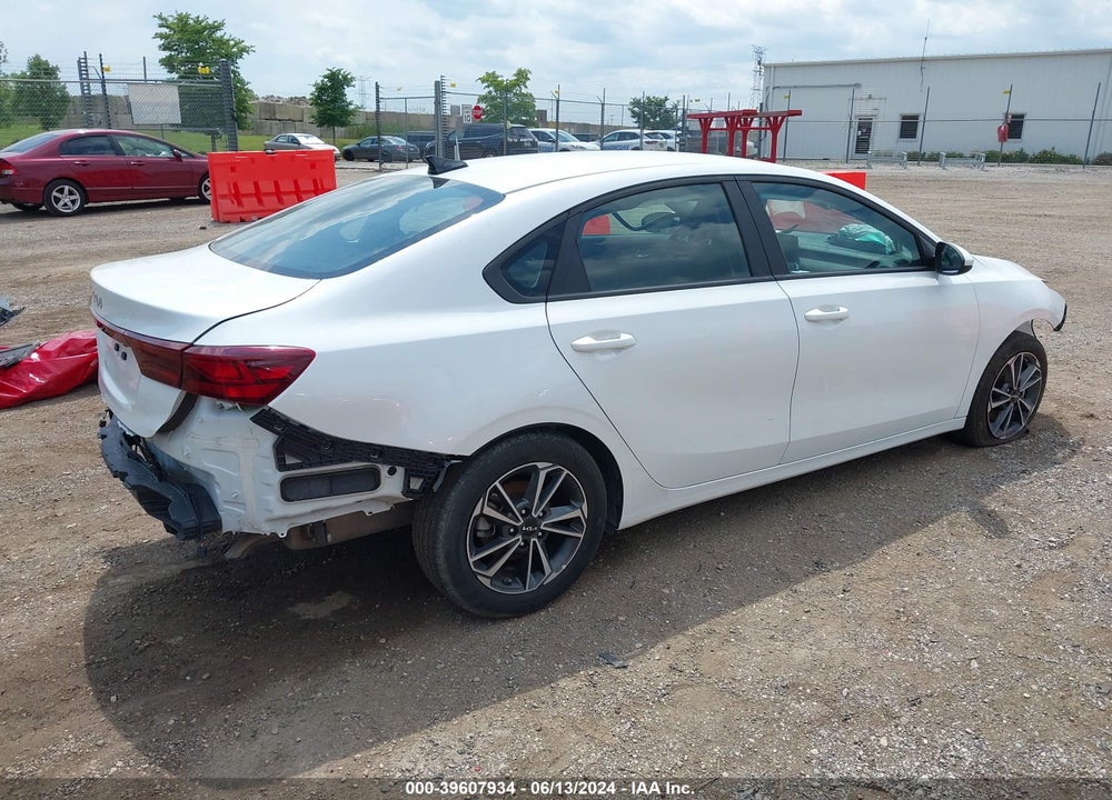 2023 KIA FORTE VIN: 3KPF24AD0PE607210