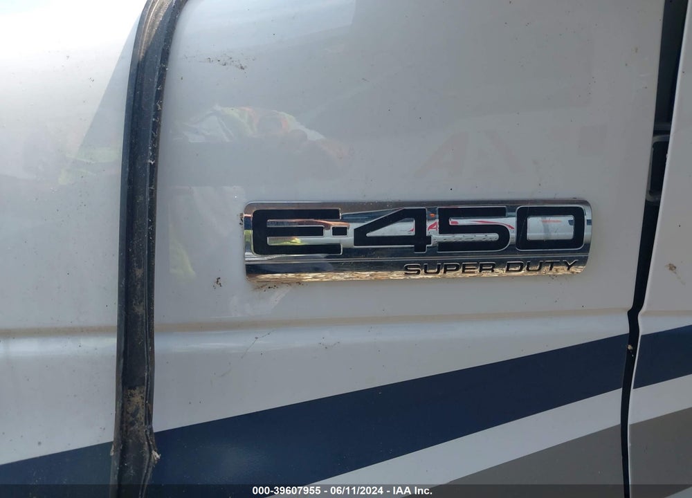 2022 FORD E-450 CUTAWAY VIN: 1FDXE4FN1NDC33617