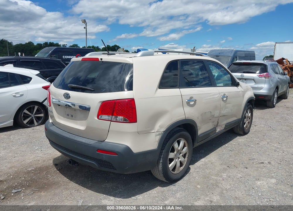 2011 KIA SORENTO LX VIN: 5XYKT4A11BG132020