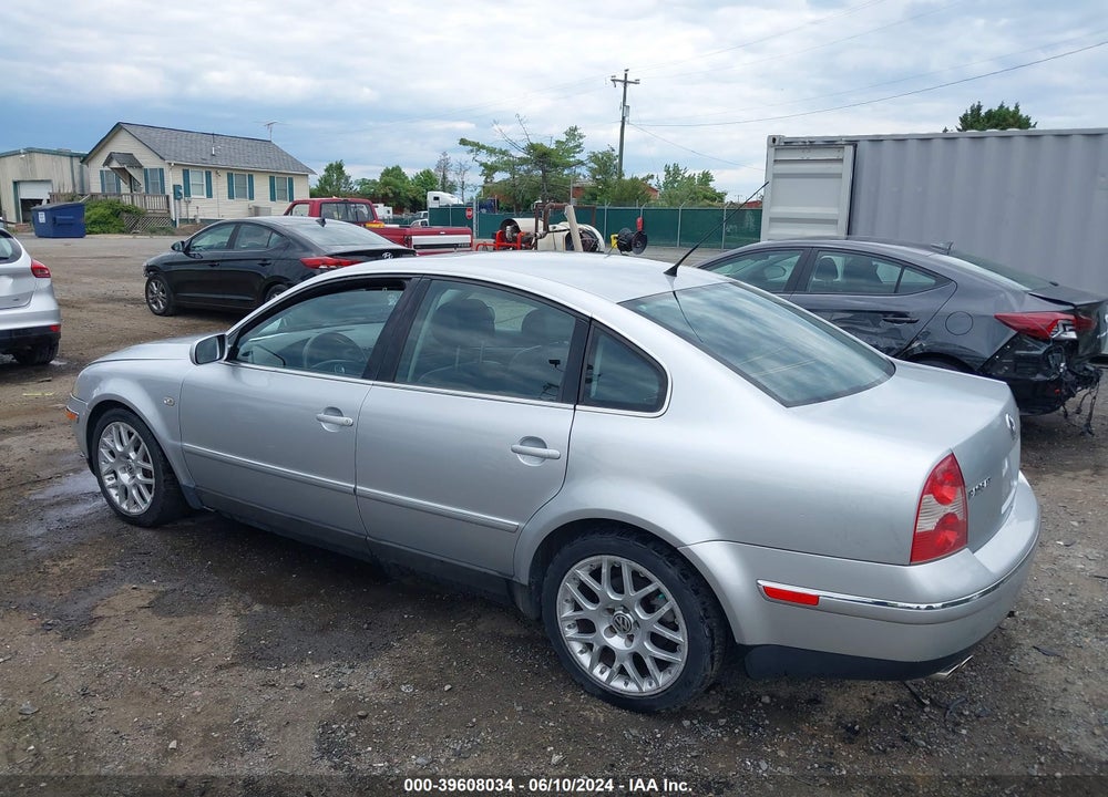2003 VOLKSWAGEN PASSAT W8 VIN: WVWUK63B43P279704