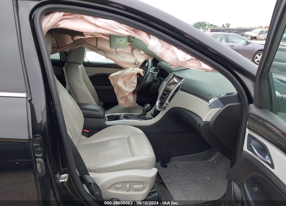 2013 CADILLAC SRX LUXURY COLLECTION VIN: 3GYFNCE34DS641158