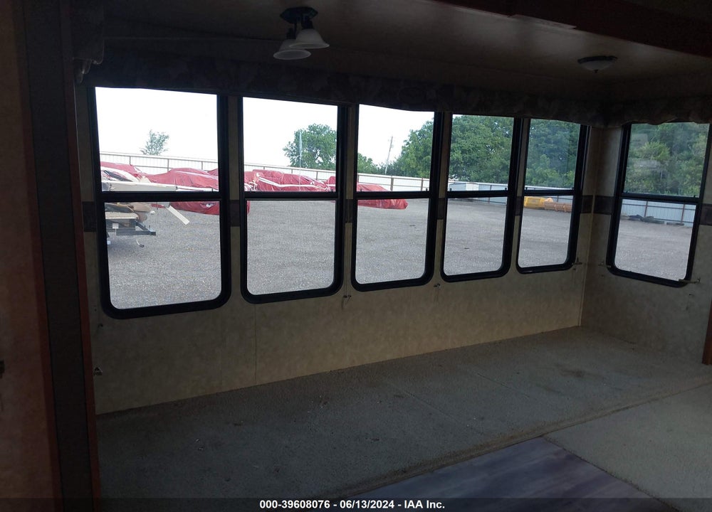 2009 FOREST RIVER SANDPIPER 345RET VIN: 4X4FSAK299J023738