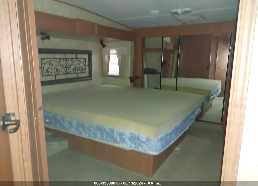 2009 FOREST RIVER SANDPIPER 345RET VIN: 4X4FSAK299J023738