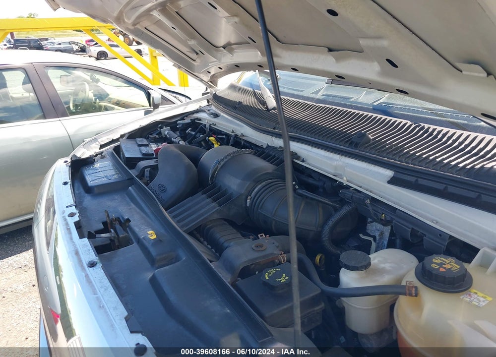 2010 FORD E-350 SUPER DUTY XLT VIN: 1FBSS3BL9ADA64662