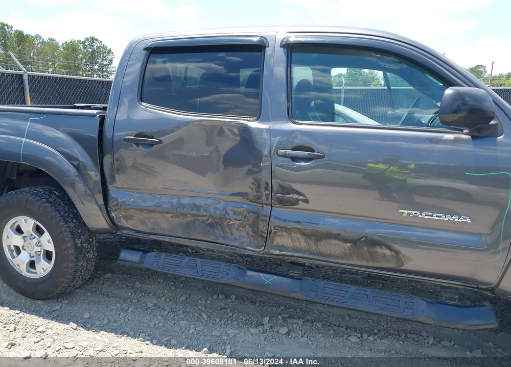 2015 TOYOTA TACOMA BASE V6 VIN: 5TFLU4EN7FX126109