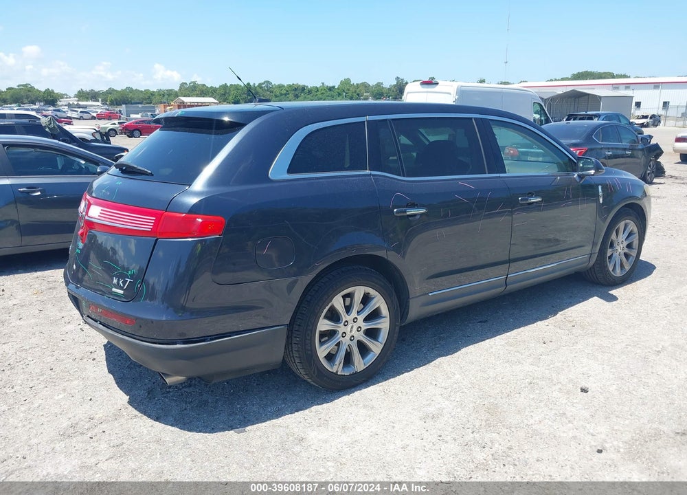 2014 LINCOLN MKT ECOBOOST VIN: 2LMHJ5AT3EBL52419