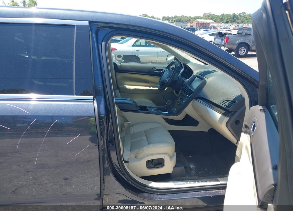 2014 LINCOLN MKT ECOBOOST VIN: 2LMHJ5AT3EBL52419