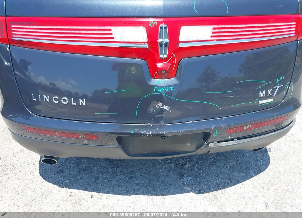2014 LINCOLN MKT ECOBOOST VIN: 2LMHJ5AT3EBL52419