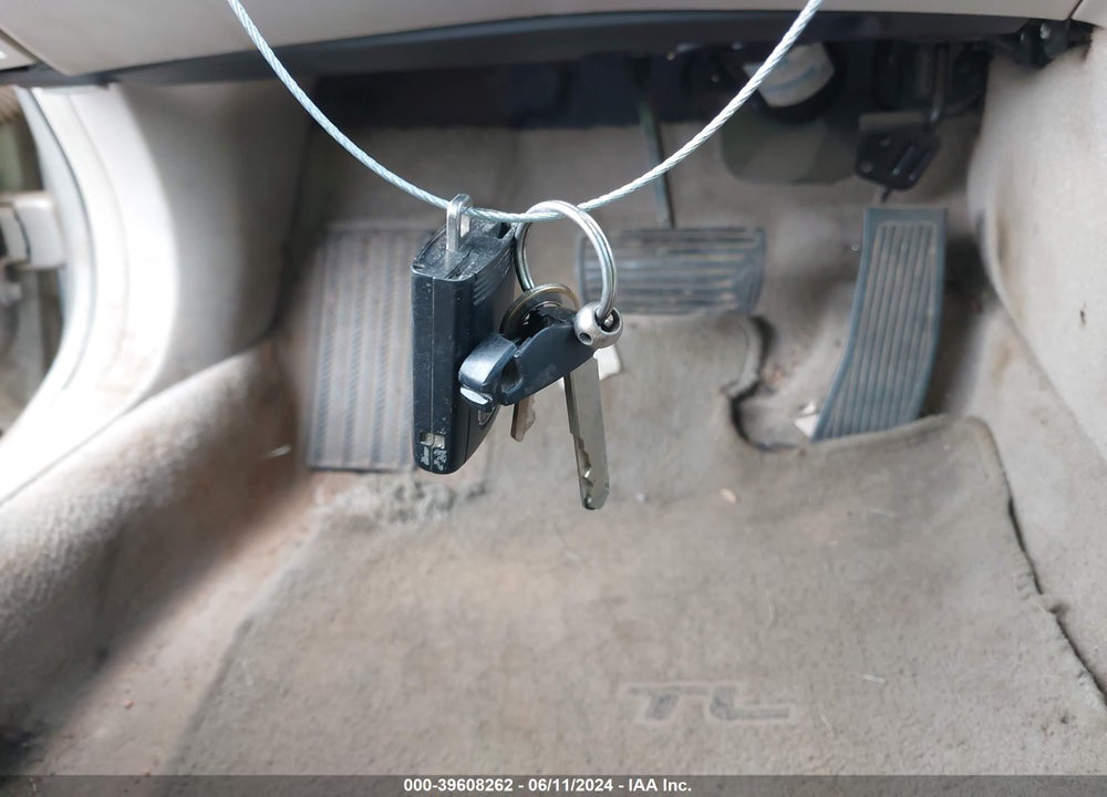 2009 ACURA TL 3.5 VIN: 19UUA86559A024724