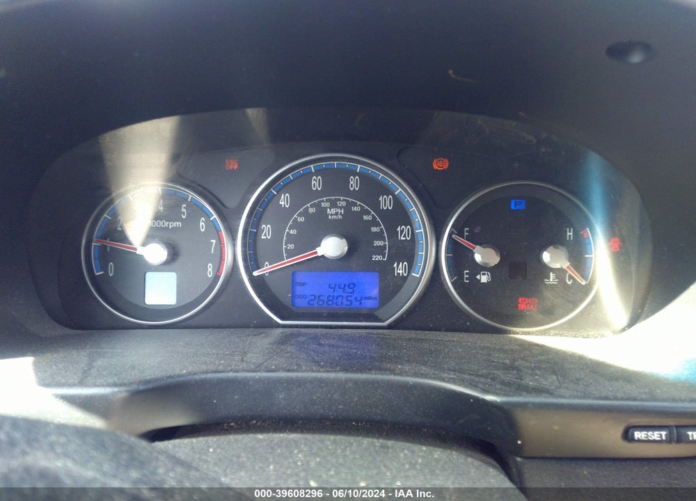 2008 HYUNDAI SANTA FE LIMITED/SE VIN: 5NMSH73E58H185658