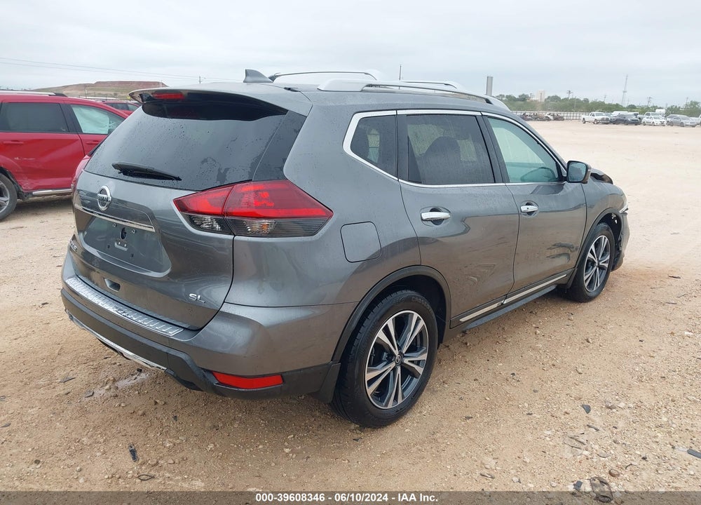 2018 NISSAN ROGUE SL VIN: 5N1AT2MT1JC843051